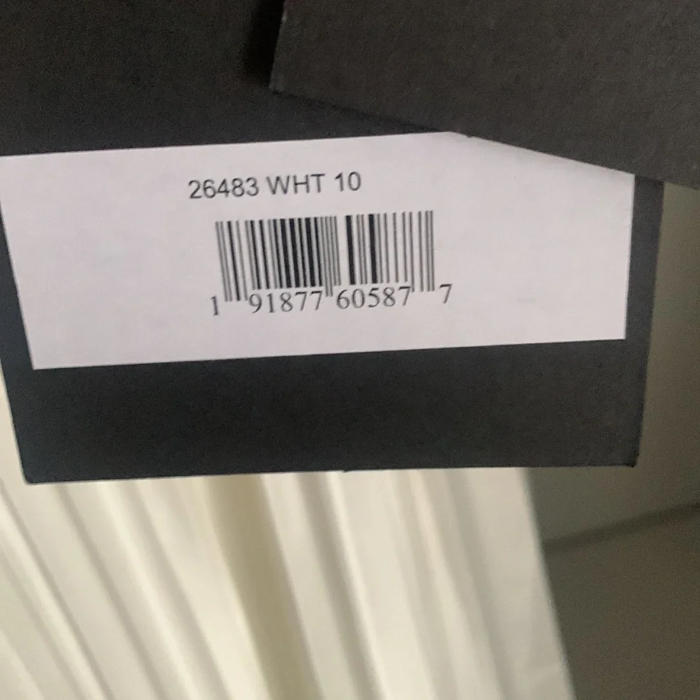 Max Duggal IEENA Pleated Cap Sleeve Satin Midi Gown White Size 10 NWT - Picture 9 of 12